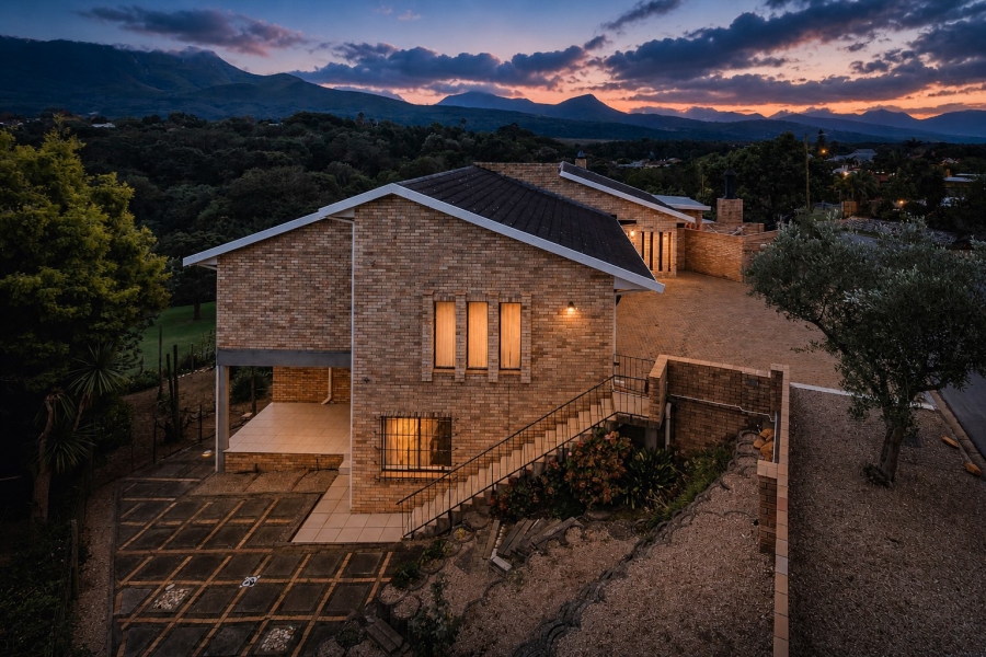 4 Bedroom Property for Sale in Bergsig Western Cape